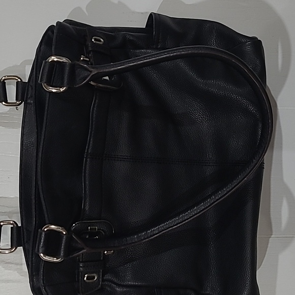 Tignanello Black Leather Shoulder Bag - Picture 9 of 11